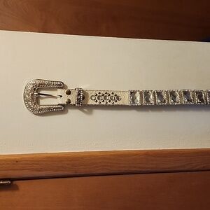 Cowgirl West Bling Leather Belt